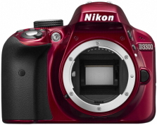 Nikon D3300 レッド