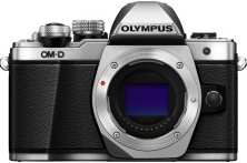 OLYMPUS OM-D E-M10 Mark II　シルバー